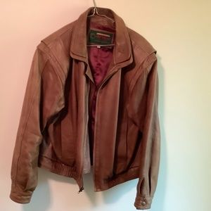 Men’s vintage leather jacket